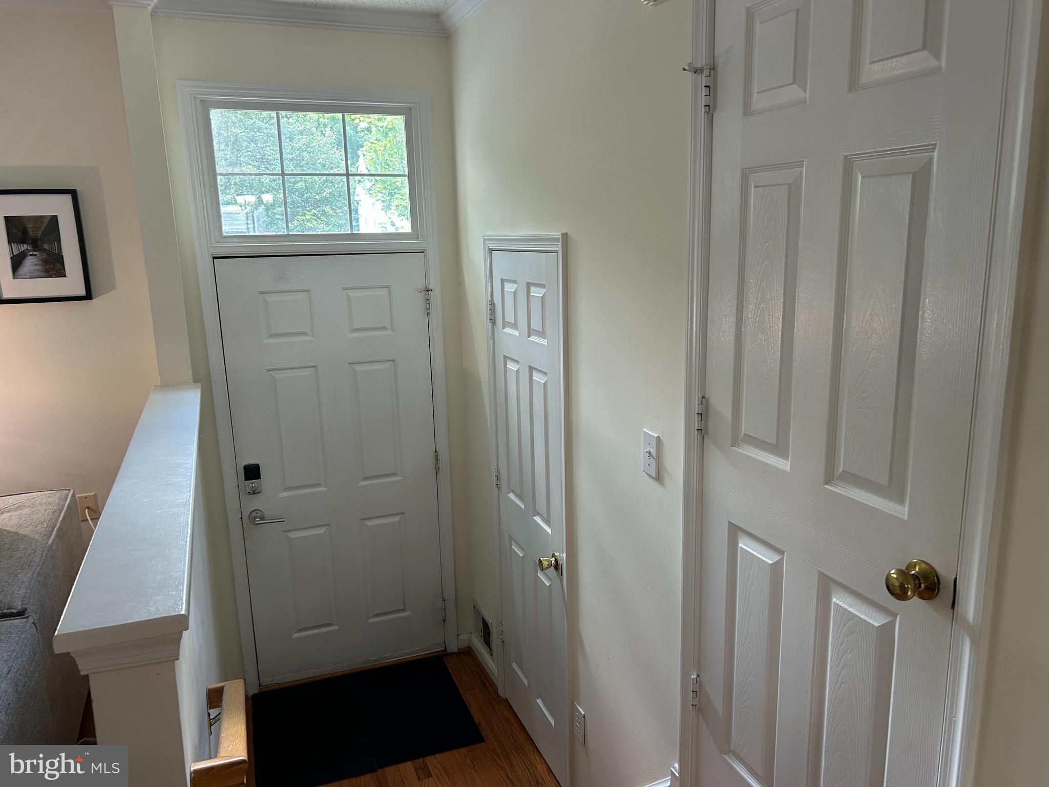2304 Cold Meadow Way Silver Spring, MD 20906 - Photo 4 of 42 a view of a hallway