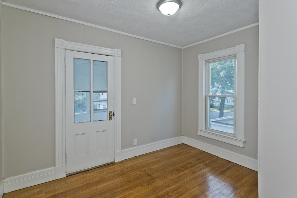 19 Yale Street Springfield, MA 01109 - Photo 21 of 39 Gallery Image 21
