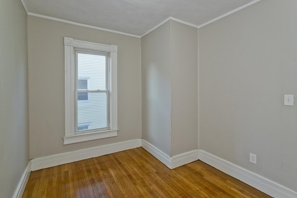 19 Yale Street Springfield, MA 01109 - Photo 23 of 39 Gallery Image 23