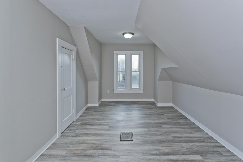 19 Yale Street Springfield, MA 01109 - Photo 25 of 39 Gallery Image 25