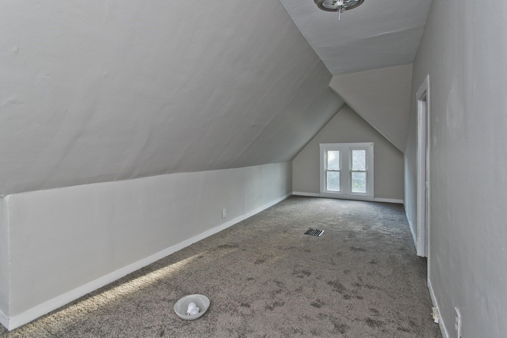 19 Yale Street Springfield, MA 01109 - Photo 27 of 39 Gallery Image 27