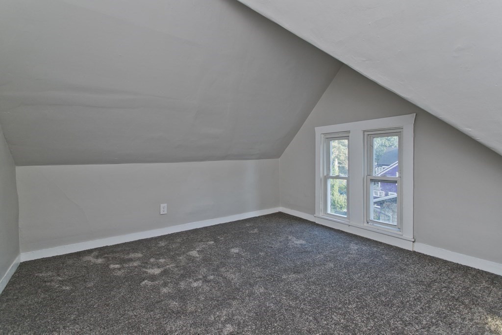 19 Yale Street Springfield, MA 01109 - Photo 28 of 39 Gallery Image 28