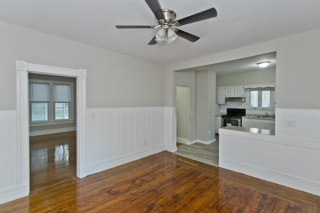 19 Yale Street Springfield, MA 01109 - Photo 10 of 39 Gallery Image 10