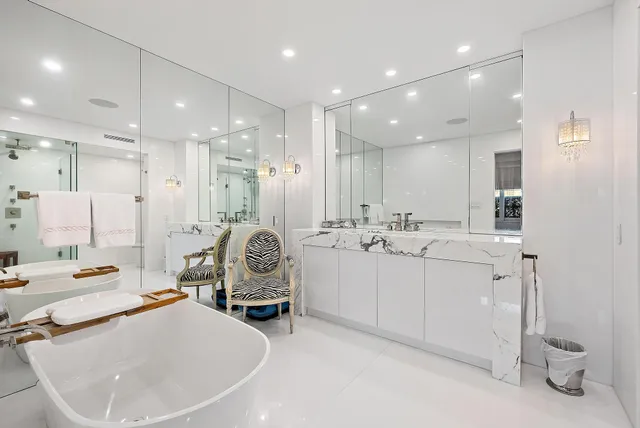 $7,950,000 | 44 Cocoanut Row, Unit B310, Palm Beach, FL 33480