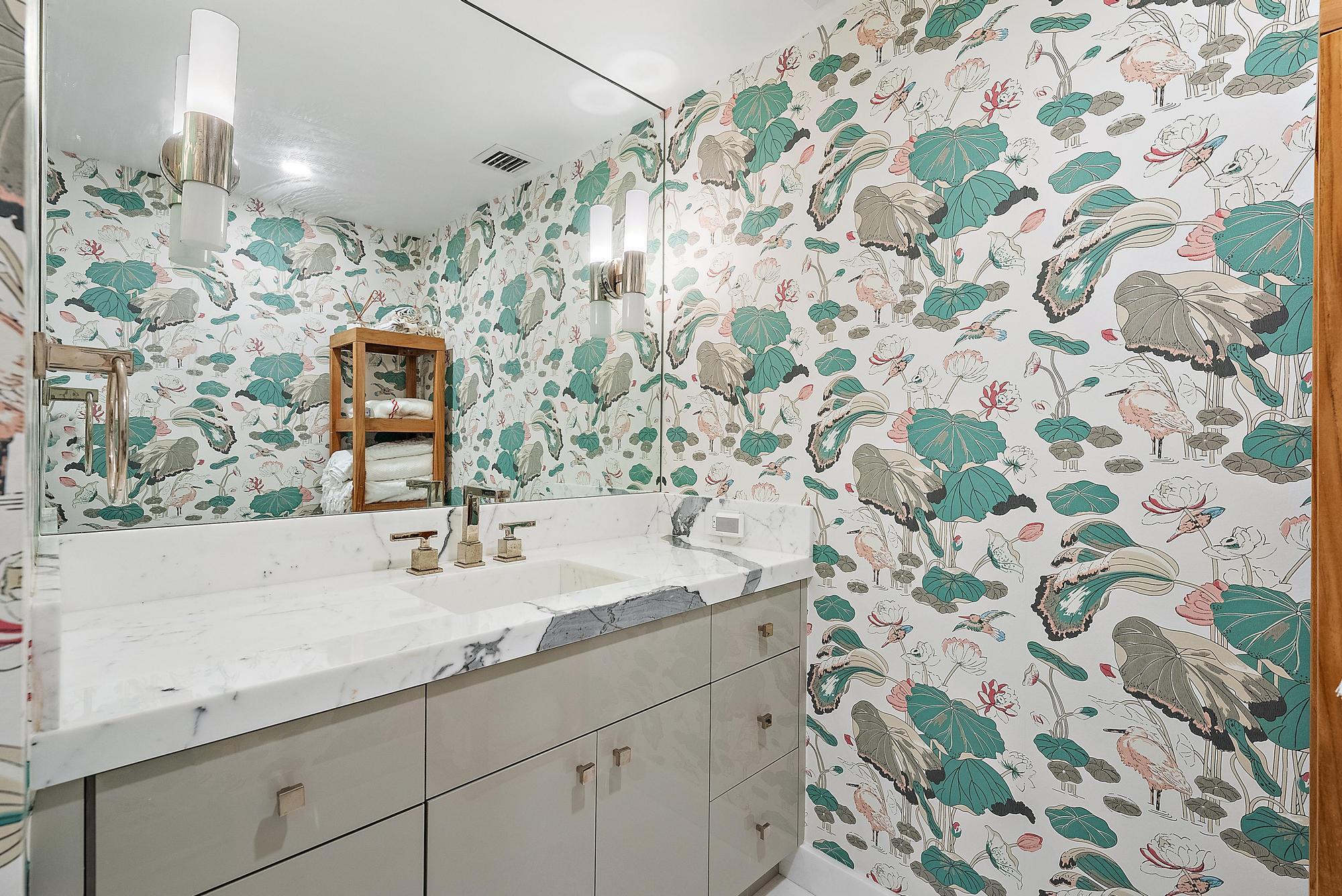 44 Cocoanut Row, Unit B310 Palm Beach, FL 33480 - Photo 20 of 30 44 Cocoanut Row, B310-23