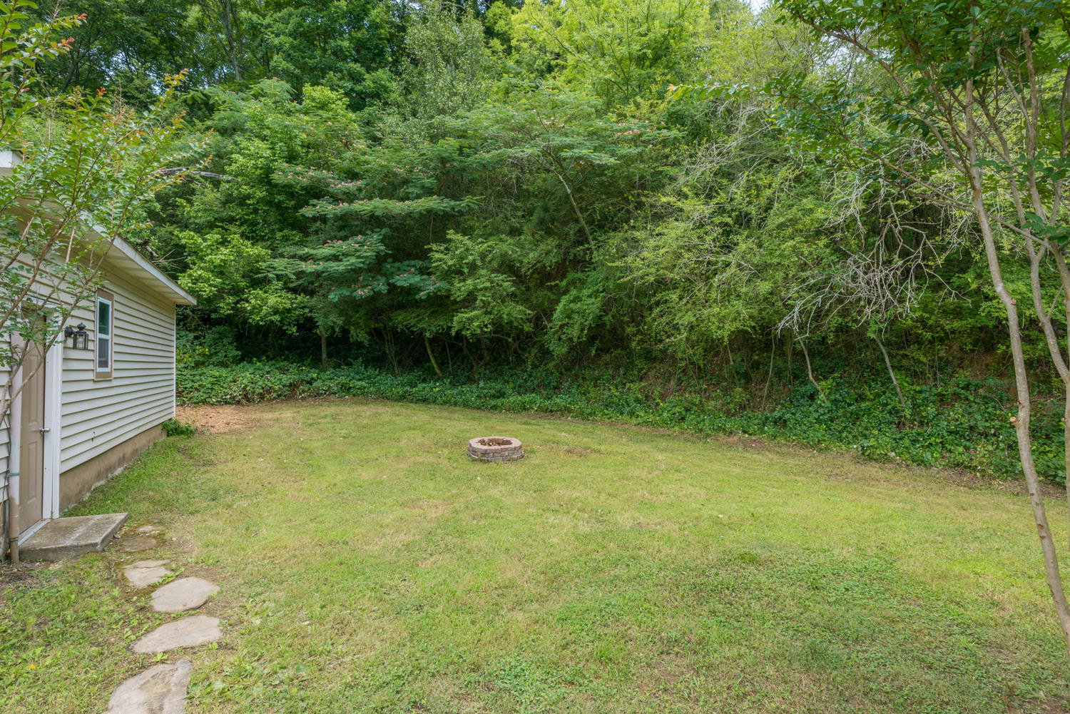 2703 Banks Road Chattanooga, TN 37421 - Photo 17 of 18 2703_Banks_Rd_08