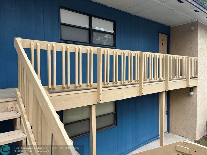 Brandywine Condominiums Gainesville, FL 32608 - Photo 18 of 18 a view of wooden staircase