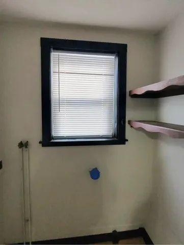 $2,000 | 27 Wilcox Street, Unit 1L, Springfield, MA 01105