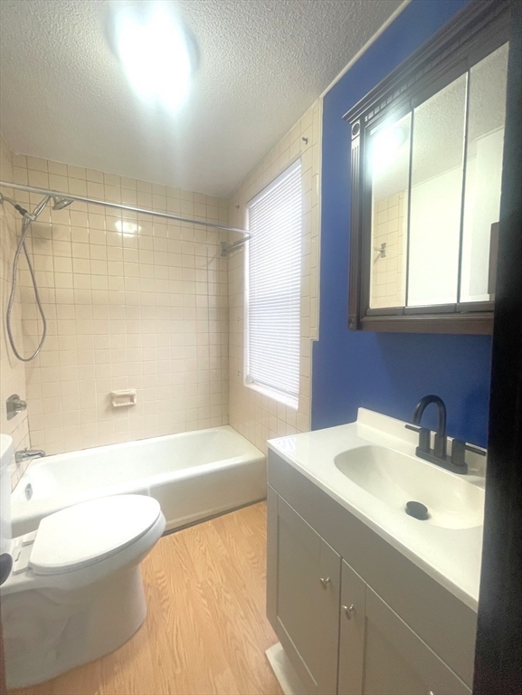 27 Wilcox Street, Unit 1L Springfield, MA 01105 - Photo 10 of 13