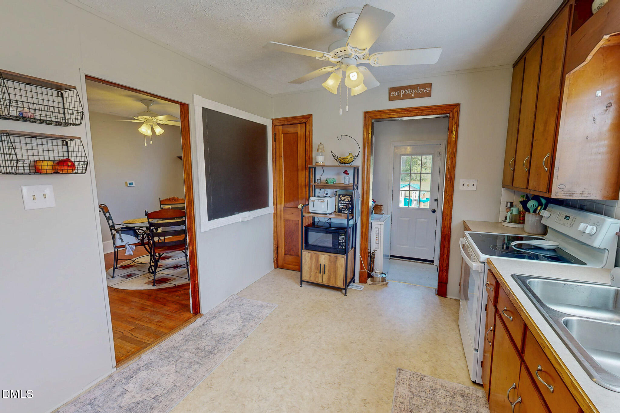 110 Clayton Street Roxboro, NC 27573 - Photo 12 of 27 12