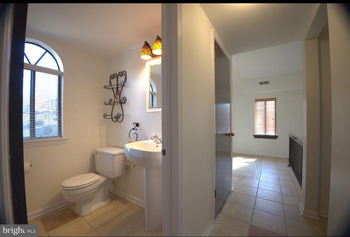 8 Del Sol Place Sicklerville, NJ 08081 - Photo 11 of 23 Lower Level Half Bath