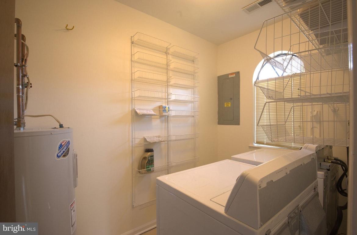 8 Del Sol Place Sicklerville, NJ 08081 - Photo 13 of 23 Utility Room