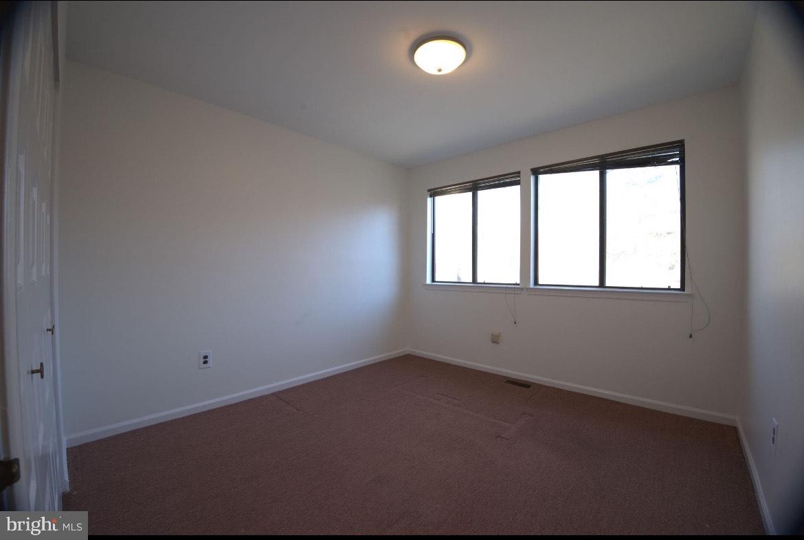 8 Del Sol Place Sicklerville, NJ 08081 - Photo 14 of 23 Guest Bedroom 1