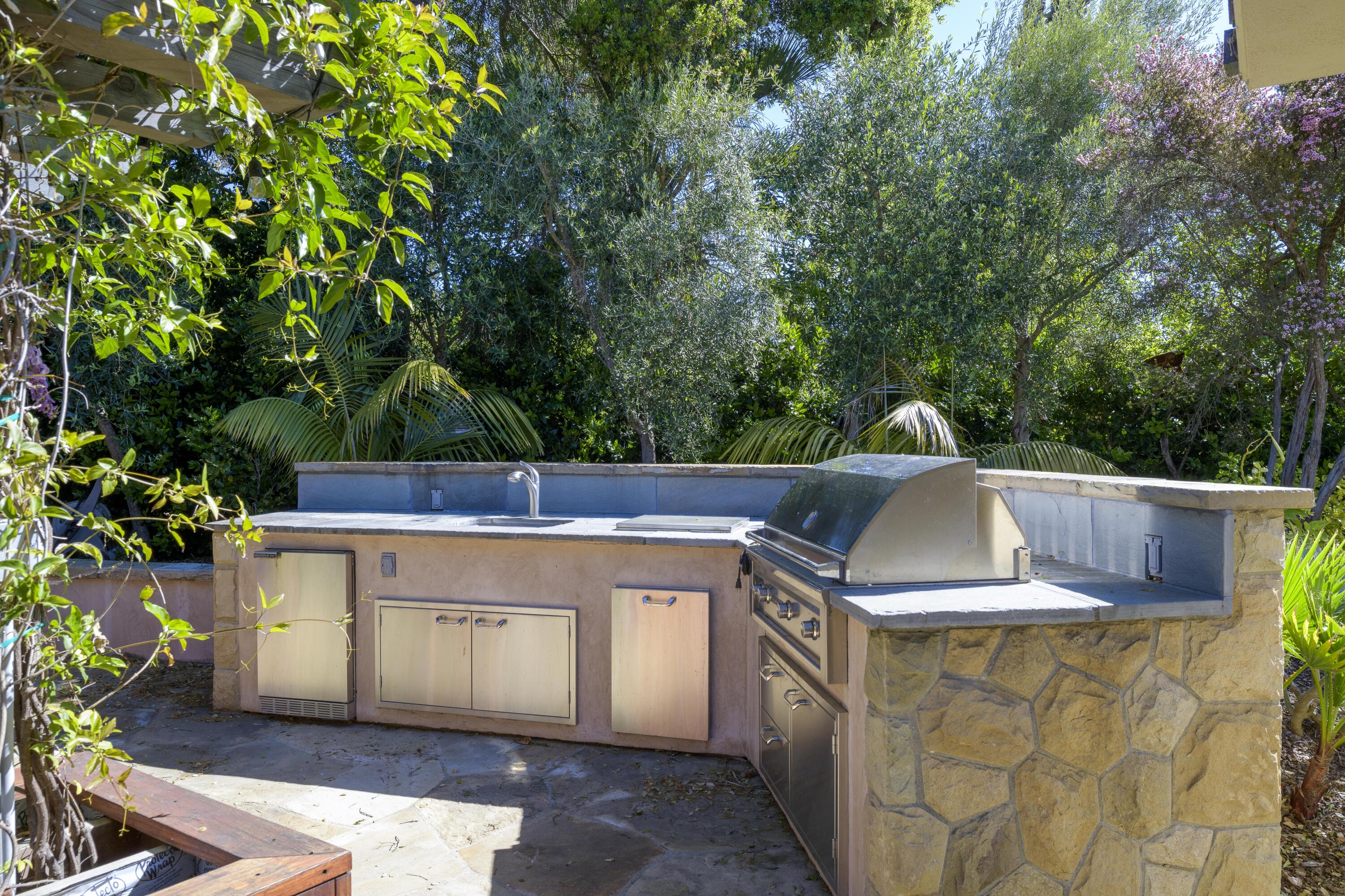 1122 Camino Viejo Road Santa Barbara, CA 93108 - Photo 19 of 29 ARC_8261