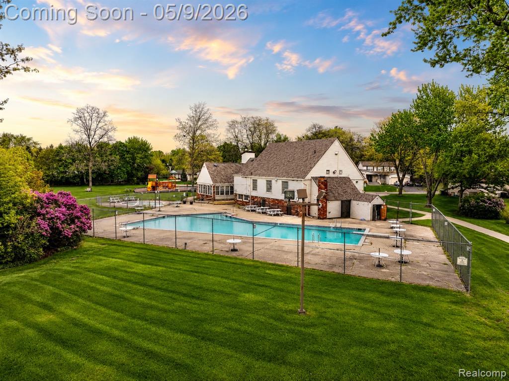 22718 Chestnut Tree Novi, MI 48375 - Photo 44 of 49 Gallery Image 44
