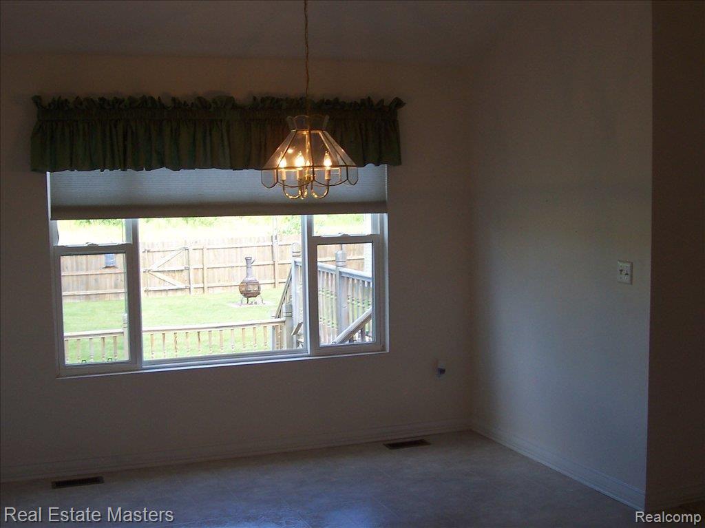 1372 Allen Road Smiths Creek, MI 48074 - Photo 8 of 16 DINING ROOM
