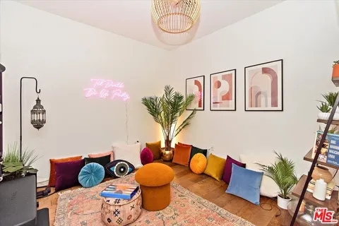 $1,425,000 | 3111 Vía Dolce, Unit 402, Marina del Rey, CA 90292