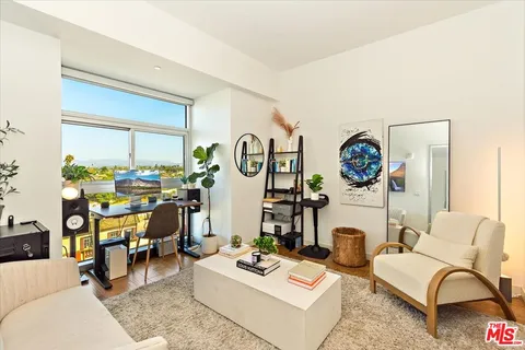 $1,425,000 | 3111 Vía Dolce, Unit 402, Marina del Rey, CA 90292