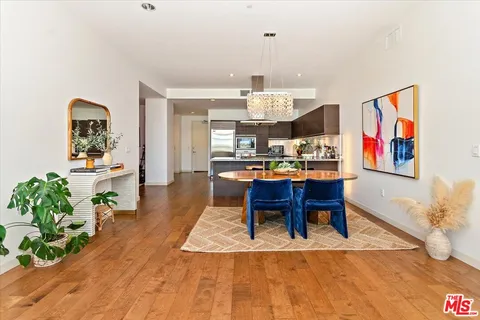 $1,425,000 | 3111 Vía Dolce, Unit 402, Marina del Rey, CA 90292
