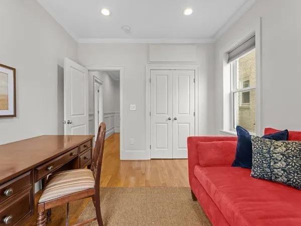 $1,375,000 | 101 Winthrop Road, Unit 1, Brookline, MA 02445