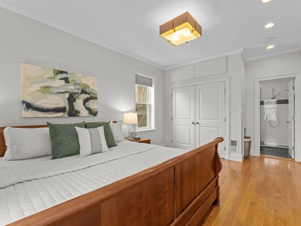 101 Winthrop Road, Unit 1 Brookline, MA 02445 - Photo 20 of 30