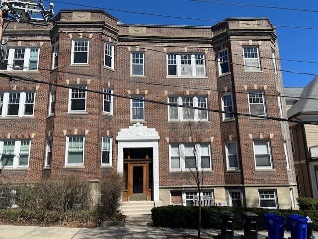 101 Winthrop Road, Unit 1 Brookline, MA 02445 - Photo 28 of 30