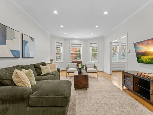 $1,375,000 | 101 Winthrop Road, Unit 1, Brookline, MA 02445