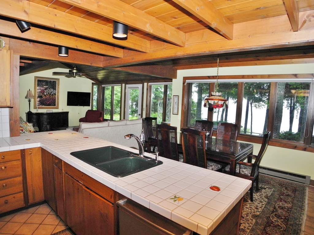 4366 North Omena Point Road Omena, MI 49674 - Photo 24 of 40 1834764-23.JPG
