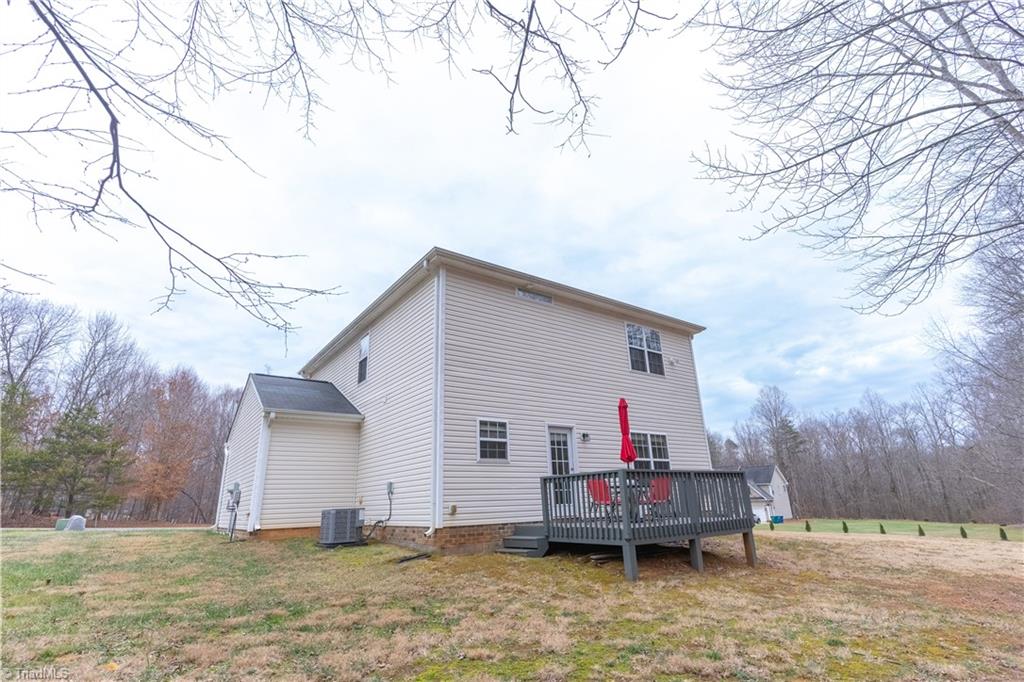 152 Tree Top Lane Stokesdale, NC 27357 - Photo 3 of 24