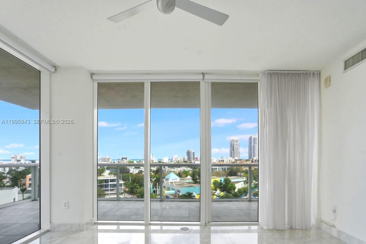 450 Alton Road, Unit 910 Miami Beach, FL 33139 - Photo 29 of 53 View