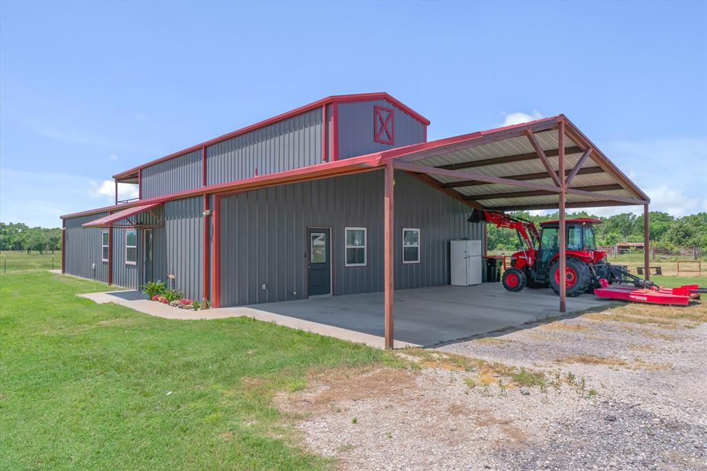 1026 VZ County Road Canton, TX 75103 - Photo 5 of 40 a view of a house with backyard and porch