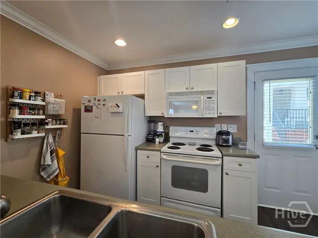 $269,900 | 490 South Barnett Shoals Road, Unit 547, Athens, GA 30605