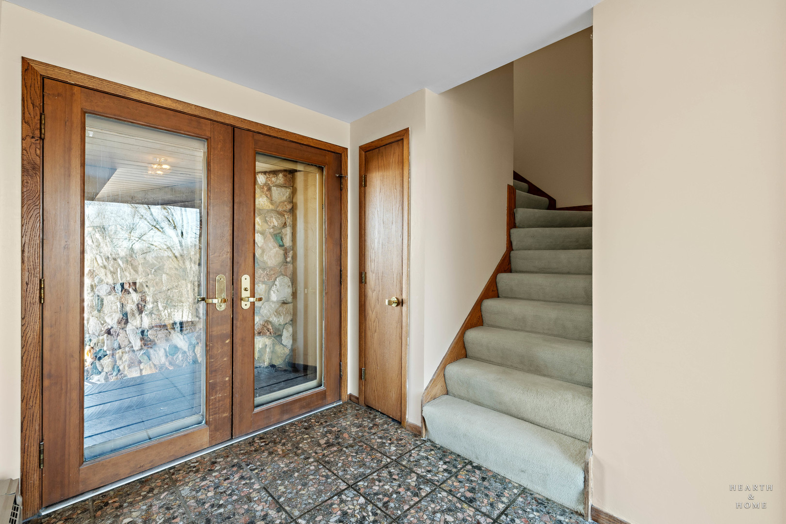 7814 North Pillow Hill Road Spring Grove, IL 60081 - Photo 3 of 59