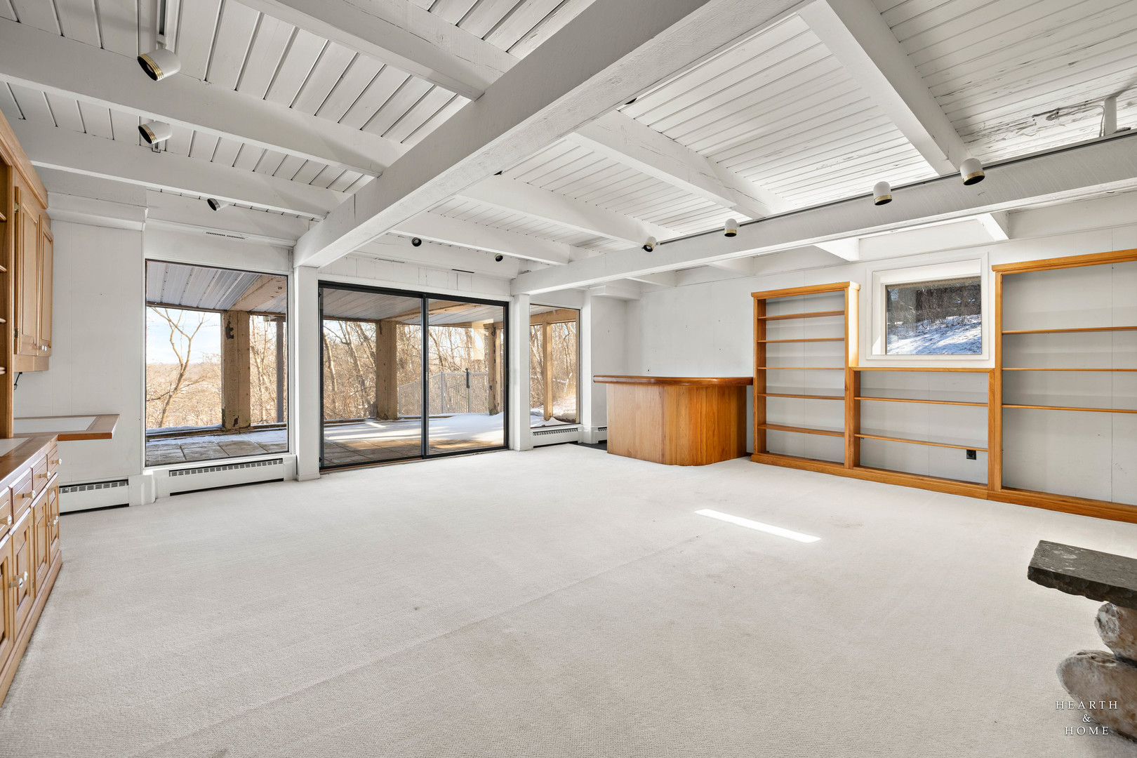 7814 North Pillow Hill Road Spring Grove, IL 60081 - Photo 37 of 62 a view of an empty room with windows