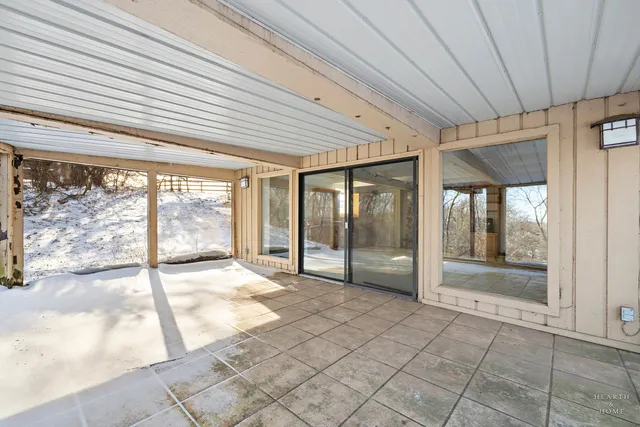 $599,000 | 7814 North Pillow Hill Road, Spring Grove, IL 60081