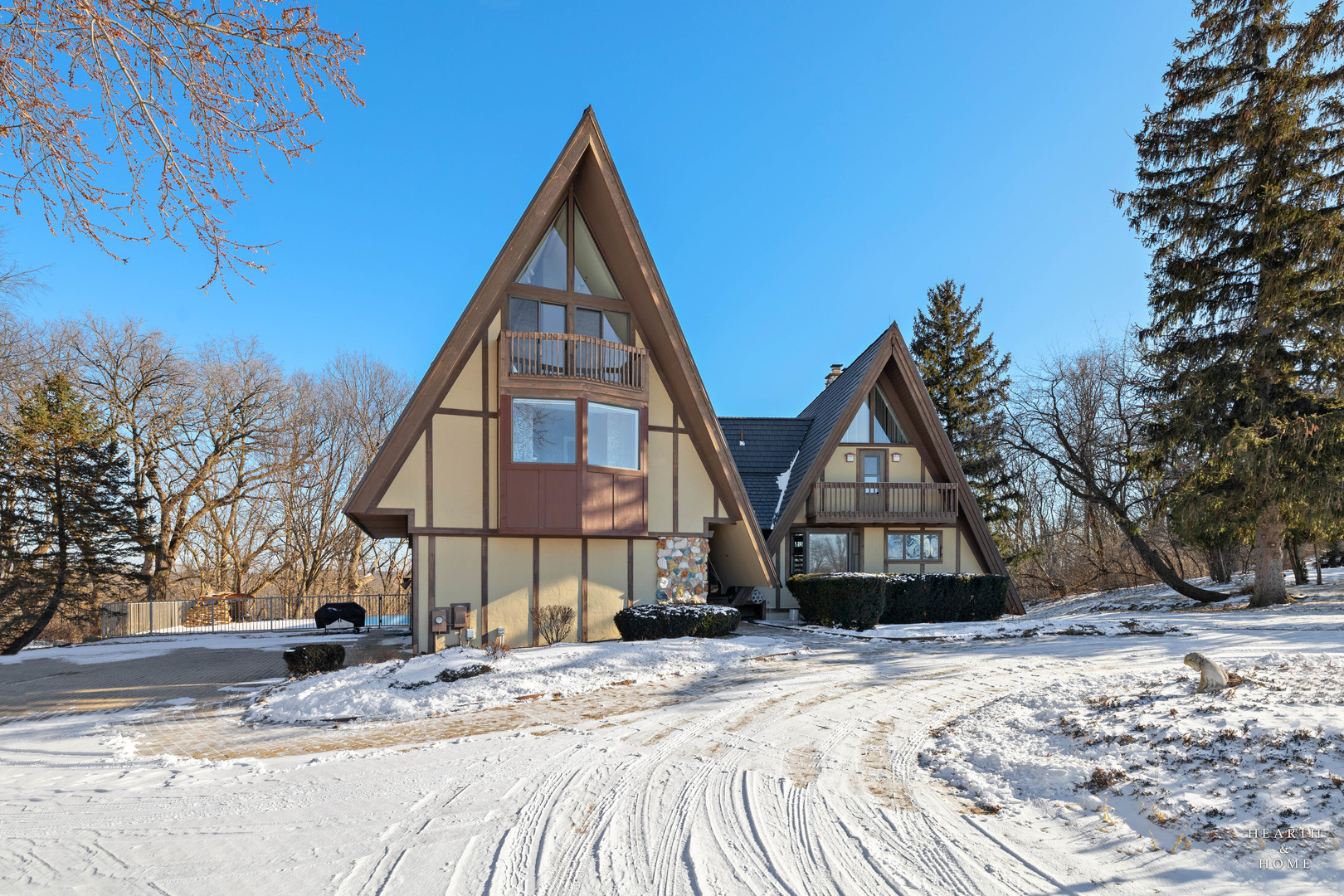 7814 North Pillow Hill Road Spring Grove, IL 60081 - Photo 48 of 62 a view of a house with snow on the road