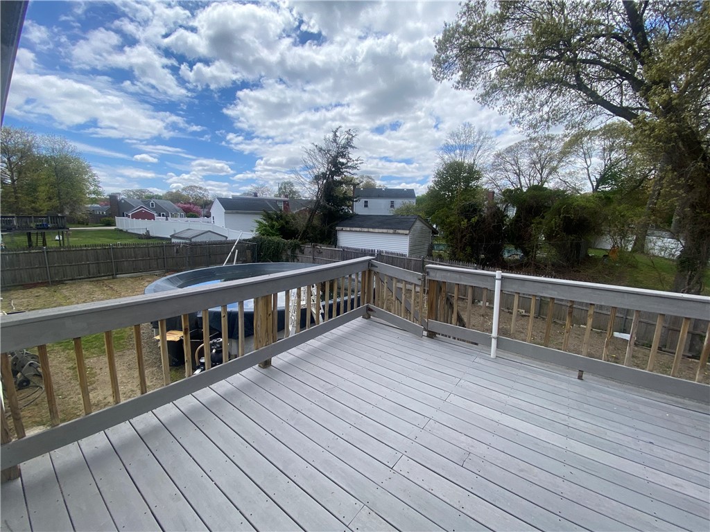 5 Larson Drive Warwick, RI 02886 - Photo 6 of 25