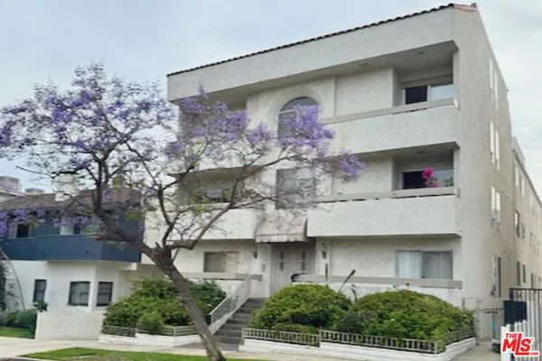 $5,300 | 1655 Selby Avenue, Unit 102, Los Angeles, CA 90024
