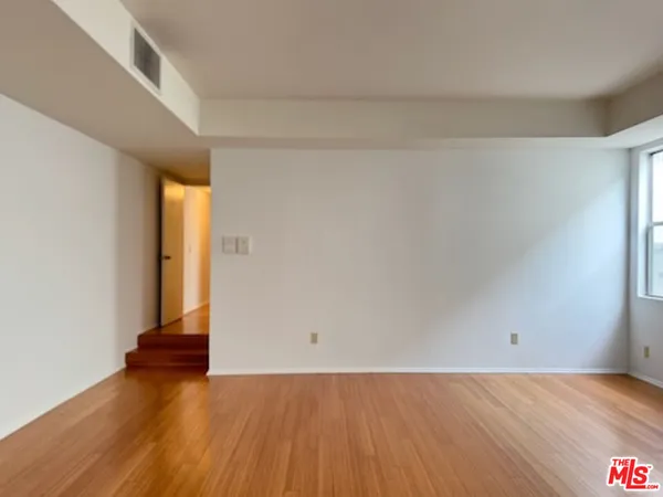 $5,300 | 1655 Selby Avenue, Unit 102, Los Angeles, CA 90024
