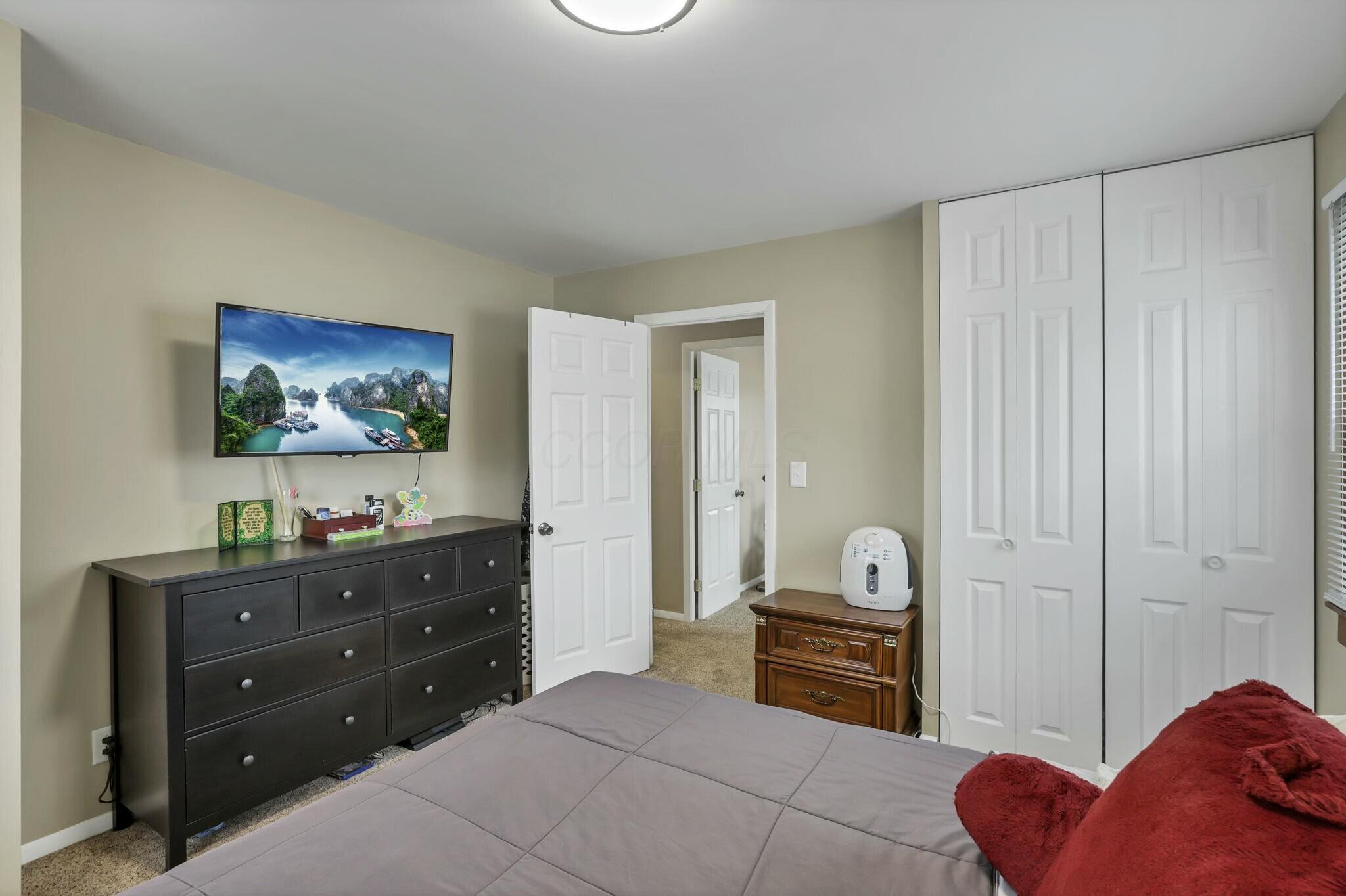 4917 Lockbourne Road Columbus, OH 43207 - Photo 15 of 23 Bedroom