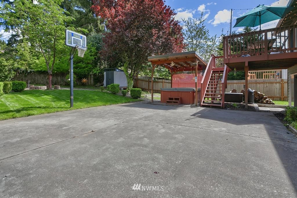 17405 Brook Boulevard Bothell, WA 98012 - Photo 20 of 25 a view of a street with houses