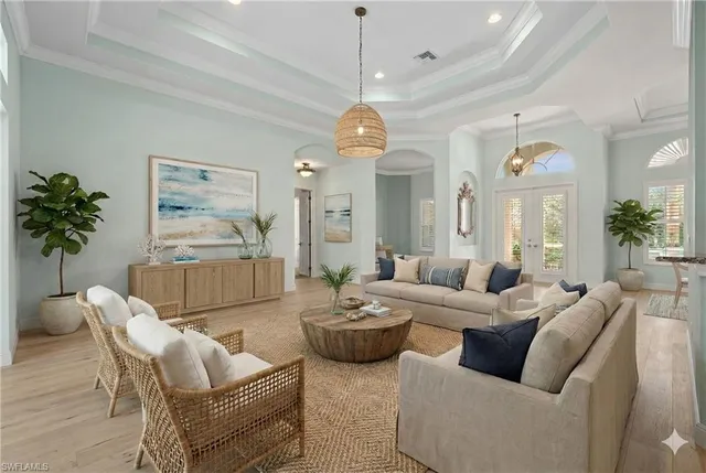 $975,000 | 8435 Sedonia Circle, Estero, FL 33967