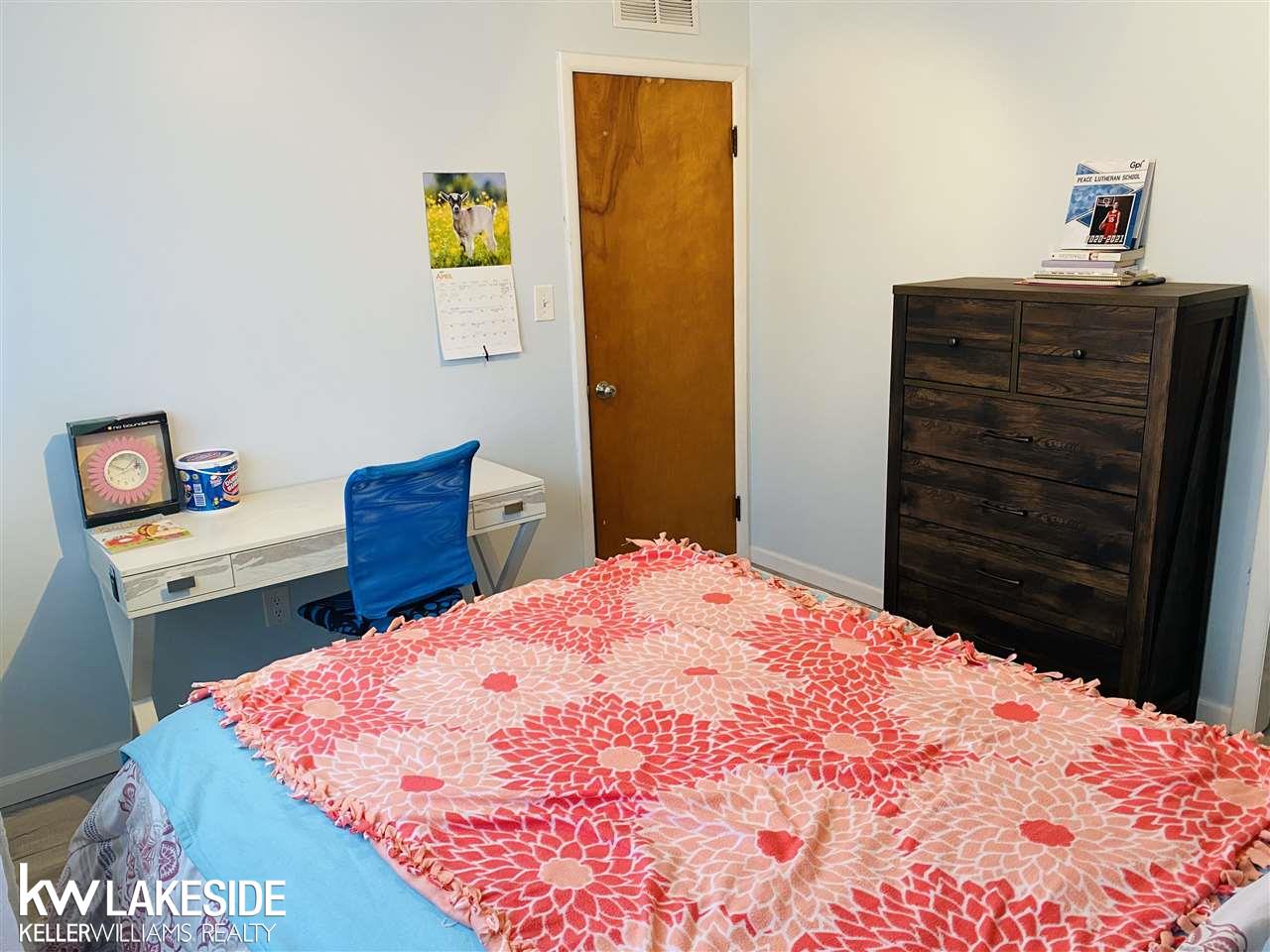 72175 Van Dyke Road Romeo, MI 48065 - Photo 7 of 45 50038054-6.JPG