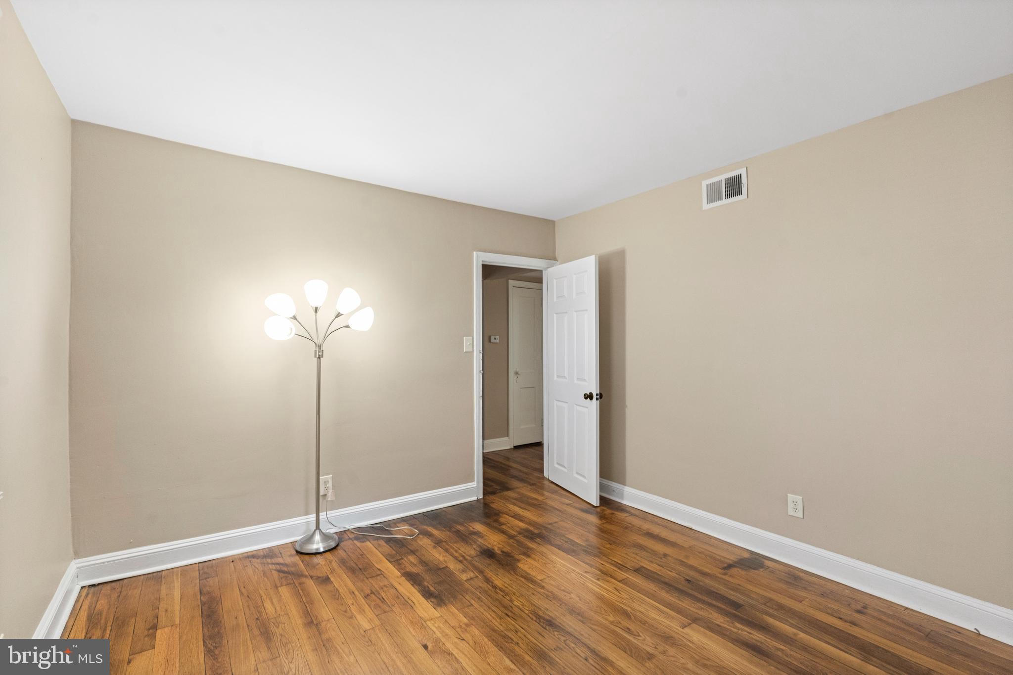 188 Cook Avenue Salem, NJ 08079 - Photo 14 of 25 a view of an empty room