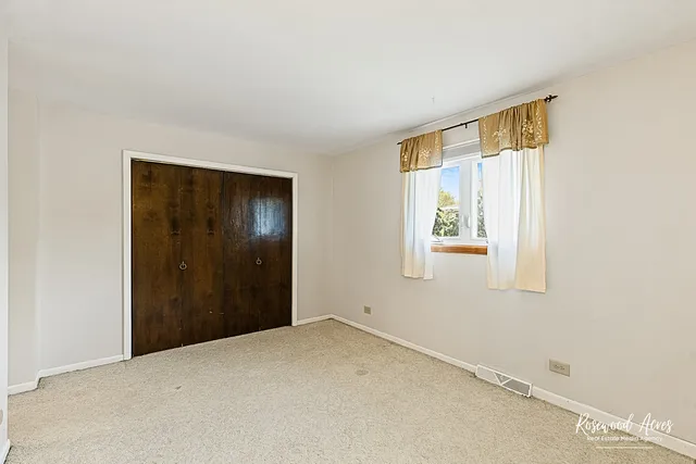 $390,000 | 519 Sean Drive, Shorewood, IL 60404