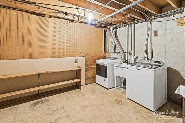 $390,000 | 519 Sean Drive, Shorewood, IL 60404