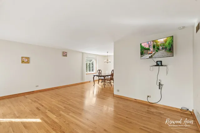 $390,000 | 519 Sean Drive, Shorewood, IL 60404