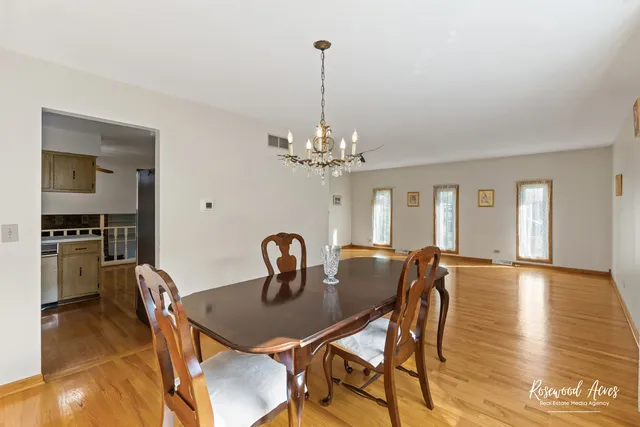 $390,000 | 519 Sean Drive, Shorewood, IL 60404