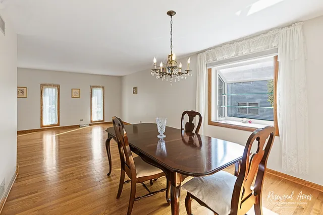 $390,000 | 519 Sean Drive, Shorewood, IL 60404