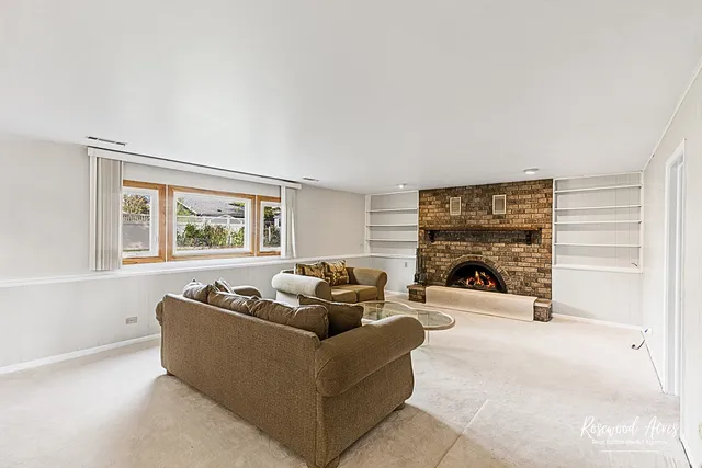 $390,000 | 519 Sean Drive, Shorewood, IL 60404